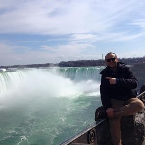 Meet your Posher, Yaşar